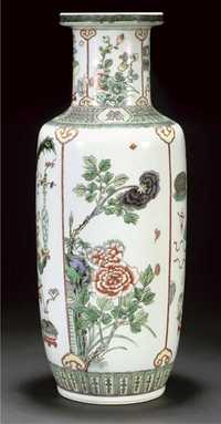 19th century A famille verte rouleau vase